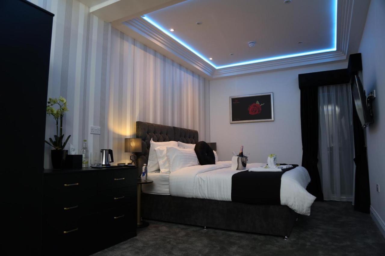 The Old Hall Hotel Ковентри Экстерьер фото