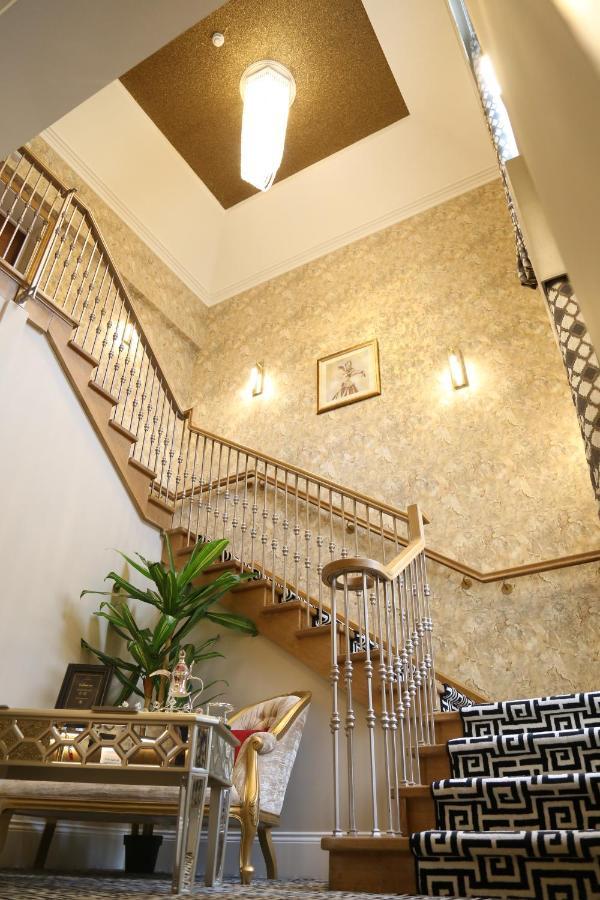 The Old Hall Hotel Ковентри Экстерьер фото